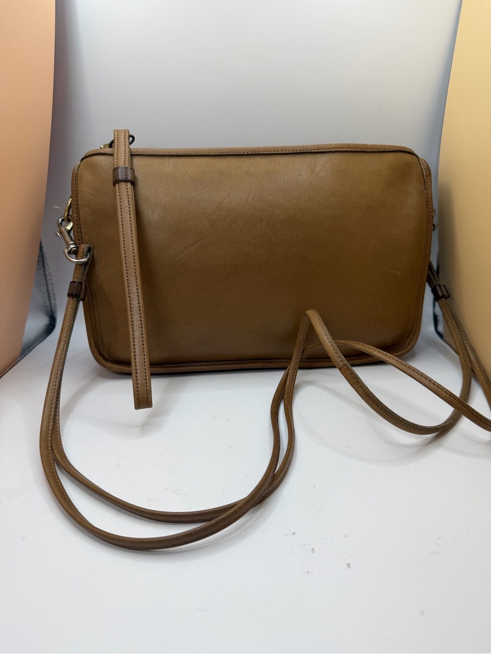 Vintage 1970s Leather Gallery Tan Cowhide Shoulder Bag